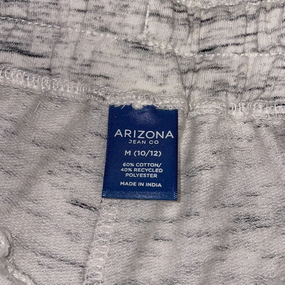 Boy/Girls Cotton Shorts - Picture 2 of 3